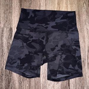 Lululemon 4in align shorts